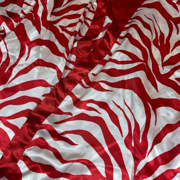 Night Essence Silk Sleepwear Shirt Red White Animal Print Oversized Woman's 3XL - Picture 2 of 5